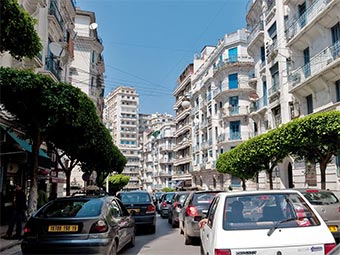 Algéria, forgalom Algírban