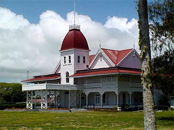 Tonga, Királyi palota